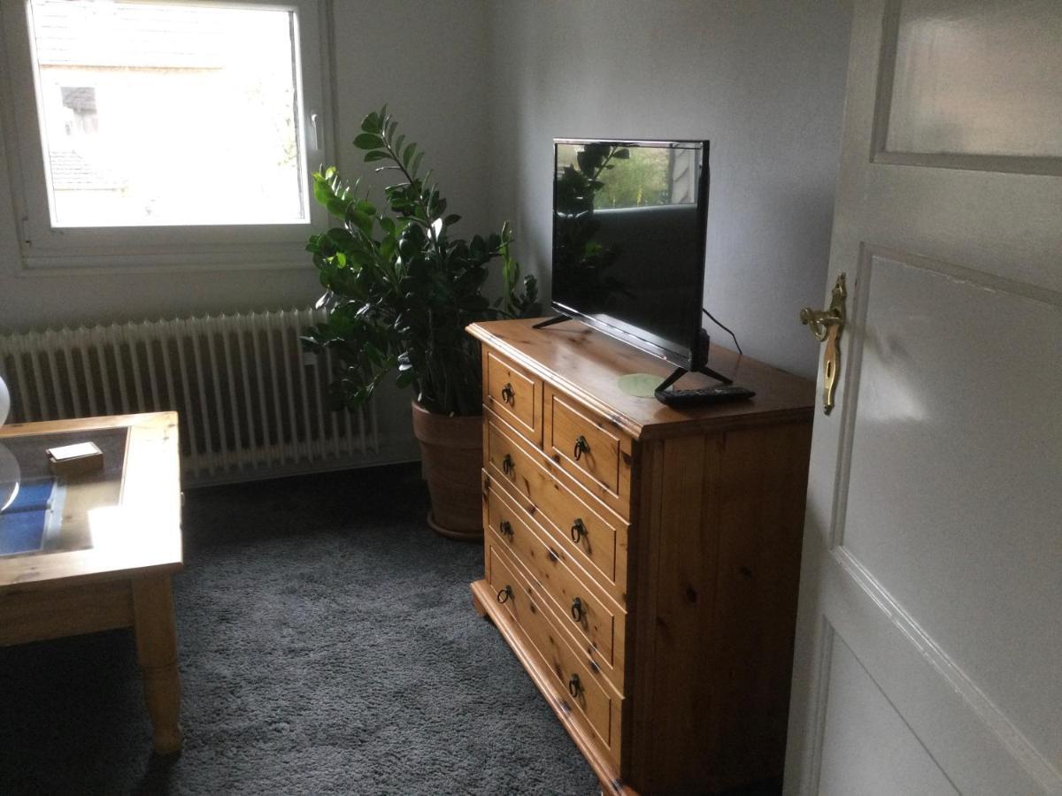Privates Appartment Ferienwohnung Im Einfamilienhaus Dusseldorf Bagian luar foto